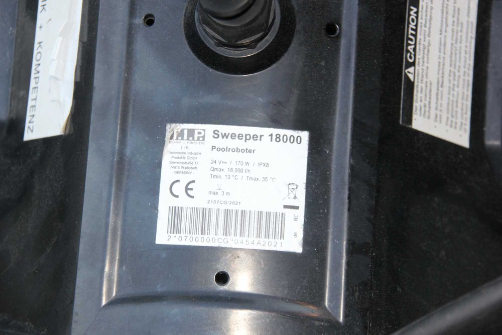 Automatyczny robot basenowy Sweeper 18000