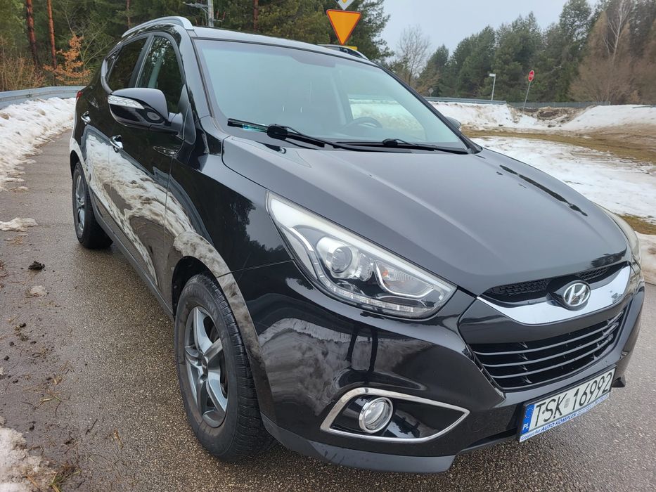 Hyundai  ix35 crdi 135 4x4 Premium+ 2 komplety kół z alufelgami