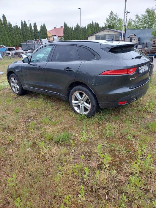 Jaguar F-Pace