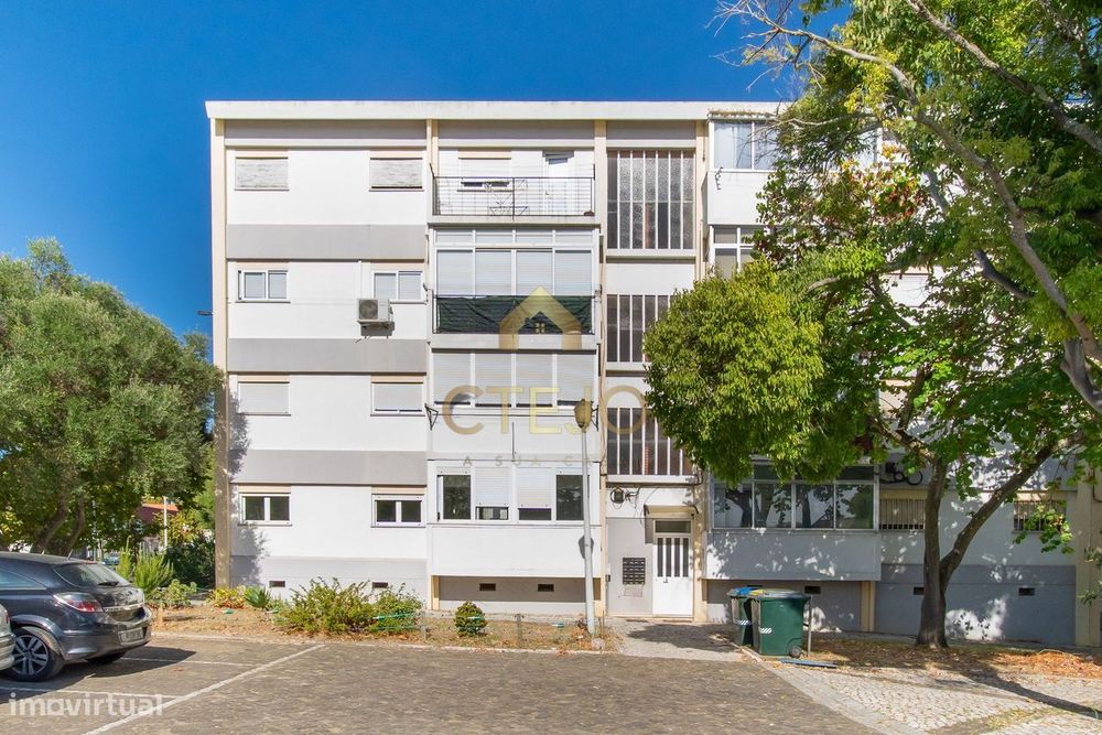 Apartamento T3 C/Arrecadação - Olivais Sul