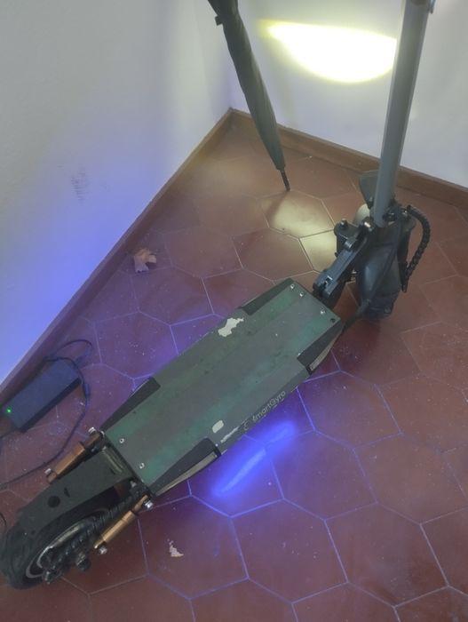 Vendo trotinetes elétrica