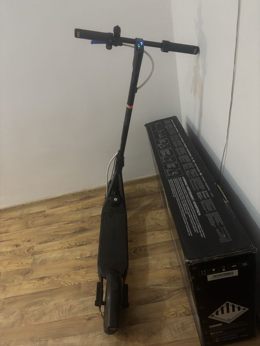 Hulajnoga elektryczna segway niniebot f2 pro
