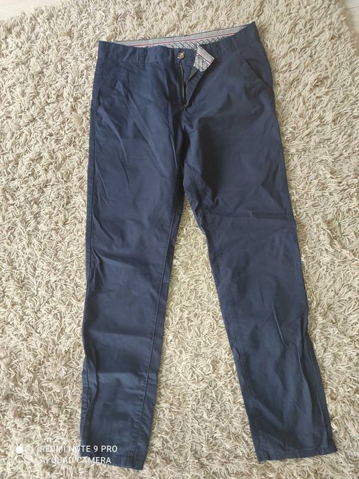 Spodnie męskie materiałowe