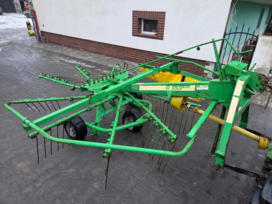 Zgrabiarka do Siana Stoll R335