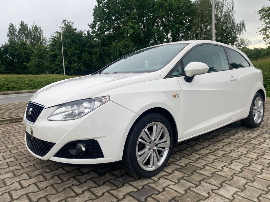 Seat Ibiza 1.4 86 KM 2010 1 wlaściciel Bezwypadkowa 2 kpl.kół