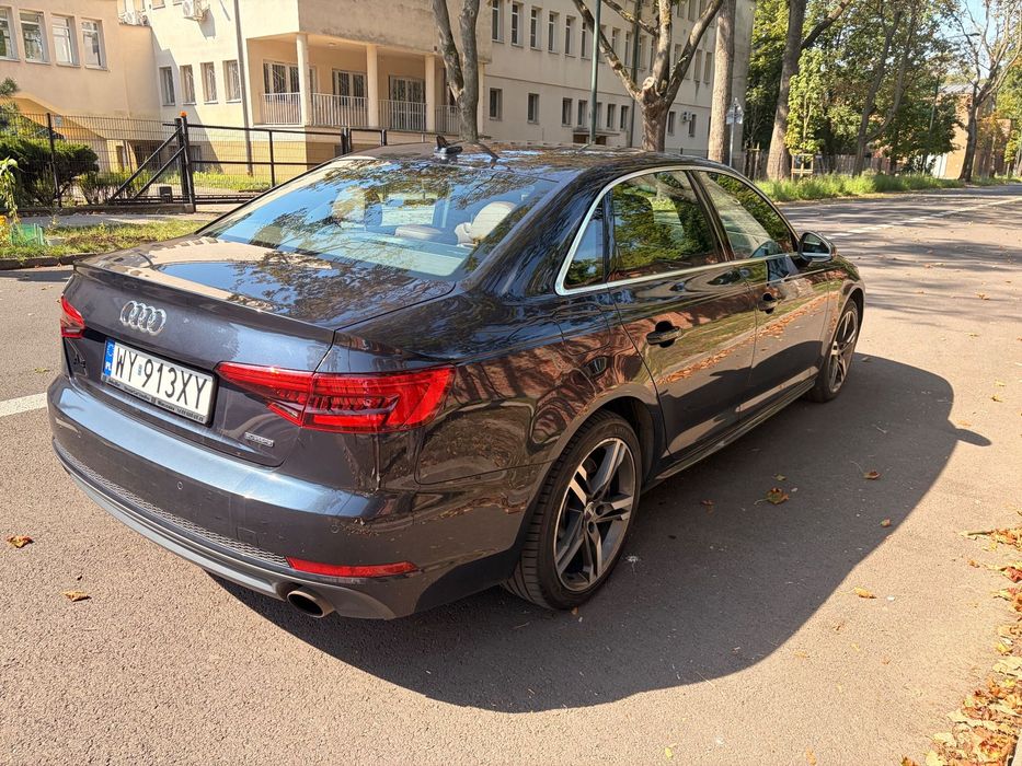 Audi A4 Limousine