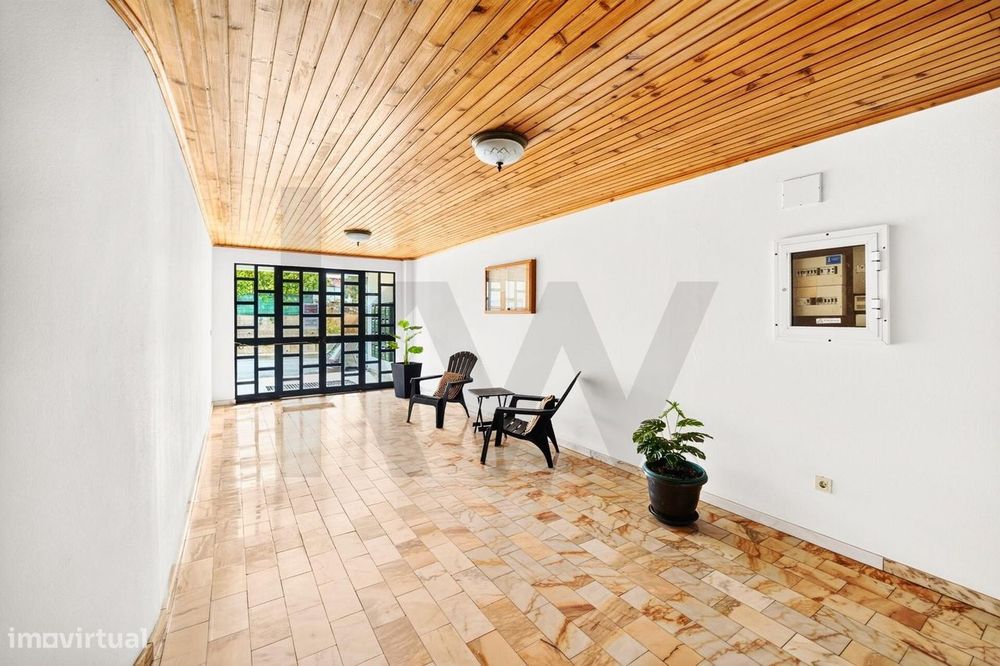 Estudio T0 com Garagem | Centro | Porto Santo