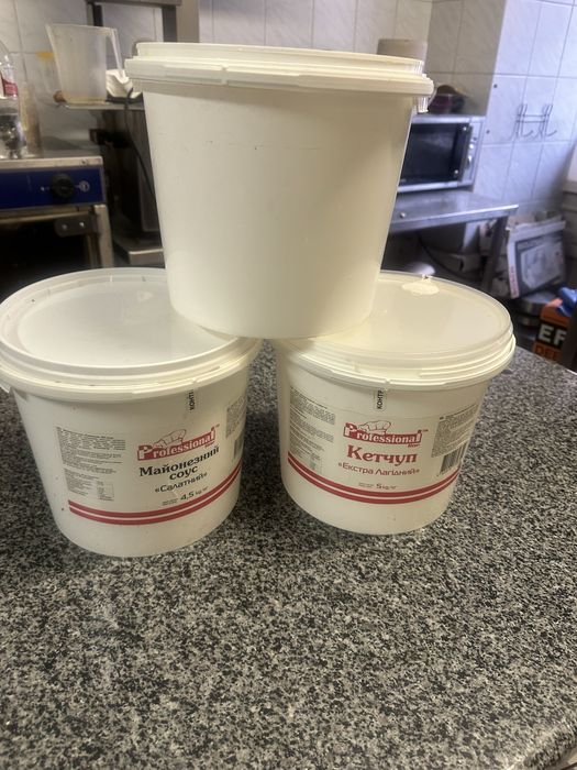 Продам ведра 5л.