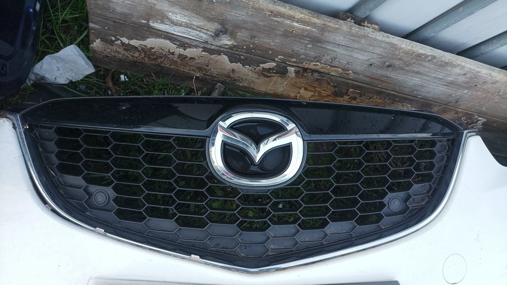 Mazda cx-5 grill atrapa PDC znaczek oryginał bardzo ładny  13r