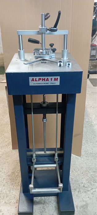 Maquina de agrafar + Máquina de corte