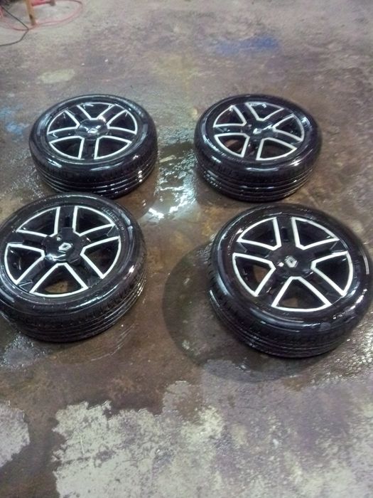 4 felgi aluminiowe 5x108 z oponami