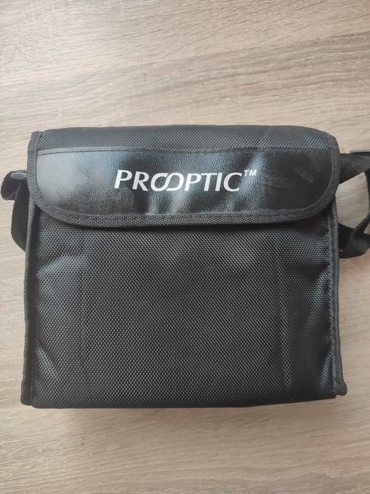 "Бінокль Prooptic  10/50"