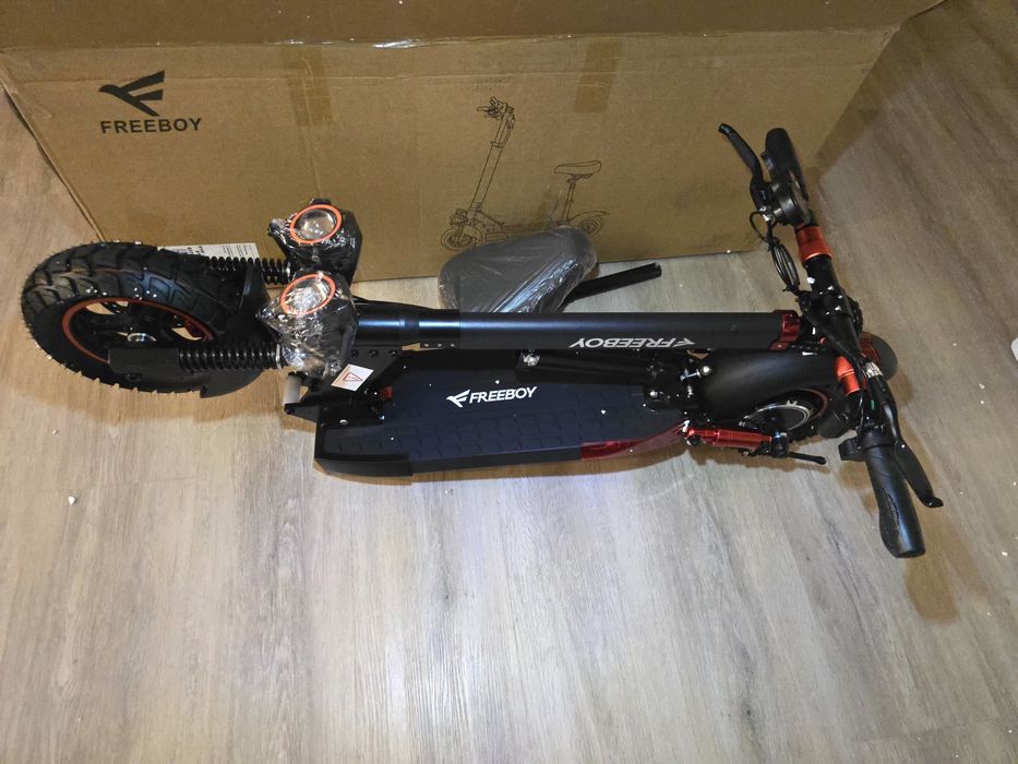 Trotinete elétrica Freeboy nova