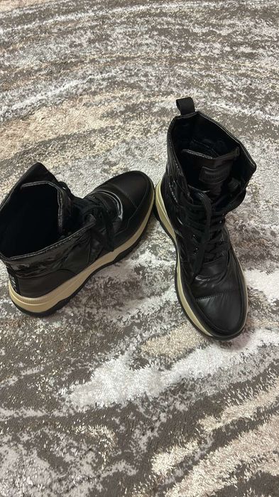 Демисезонные ботинки на девочку