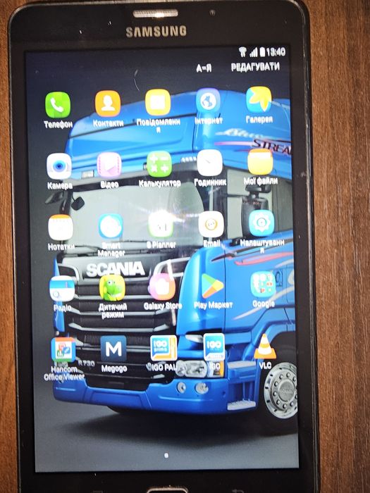 Продам планшет samsung A6.