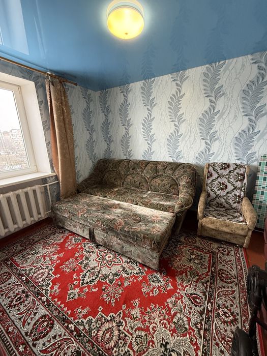 Здам на рік і більше чотирикімнатну квартиру в Чорноморську.