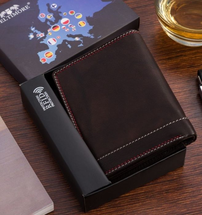 Męski portfel i brelok skórzany zestaw prezent serce brązowy skóra