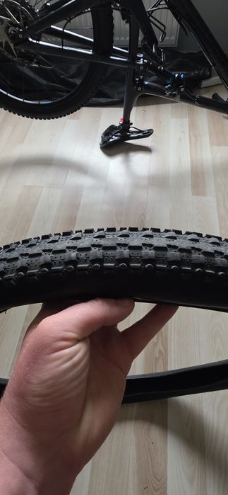 Maxxis crosmark 27.5x2.1