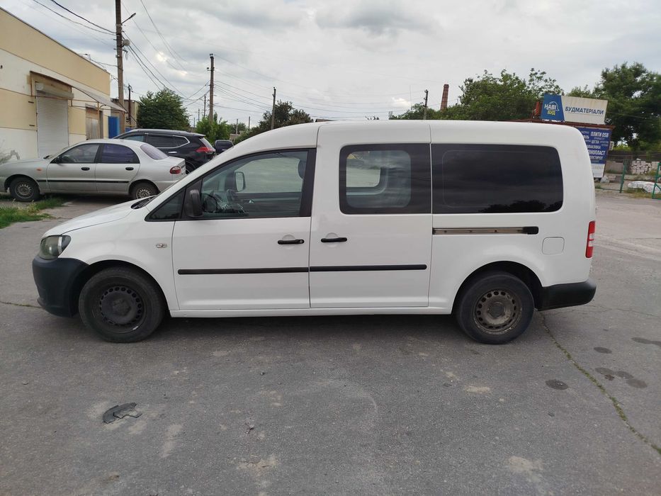 Продам Volkswagen caddy 2013