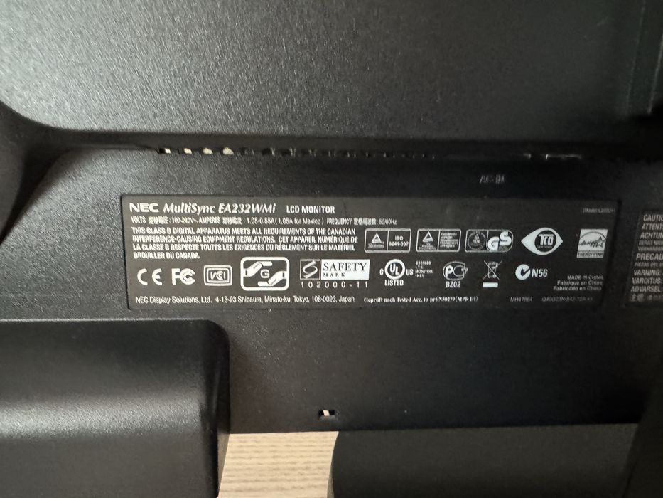 Монітор IPS Dell, Nec