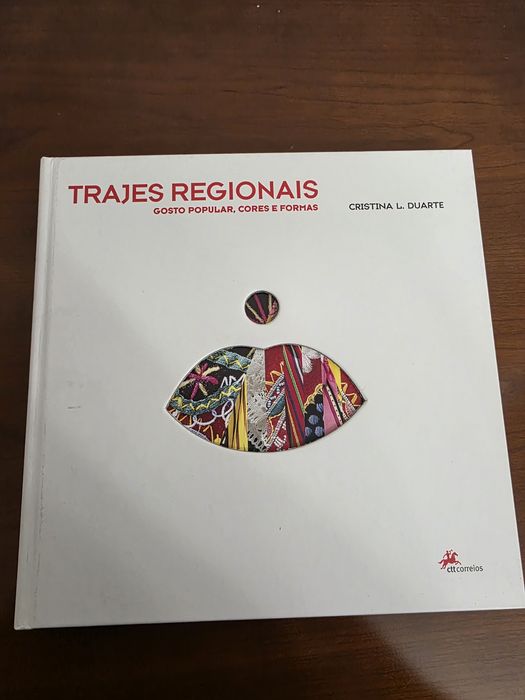 Livro - Trajes Regionais