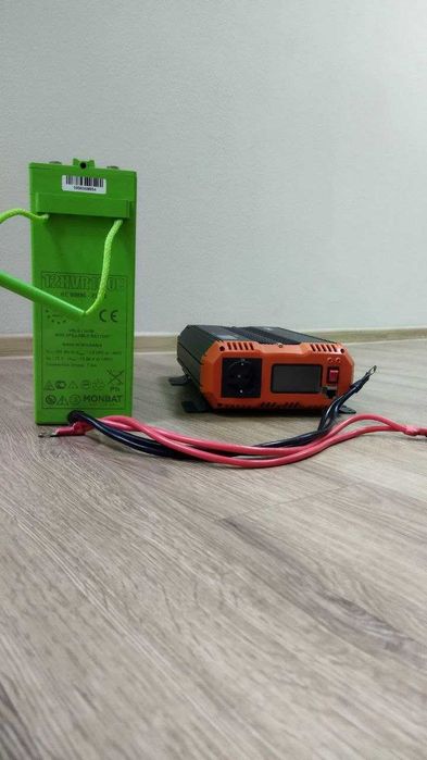 Акумулятор AGM 12V 100Ah MONBAT