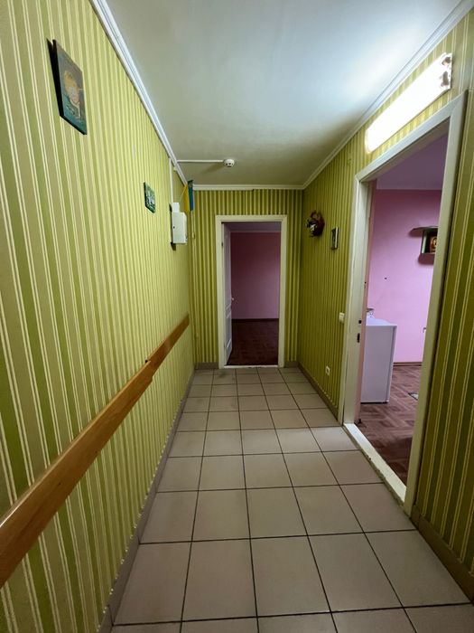 Здам 2 кімнатну (сімейний ринок) N34