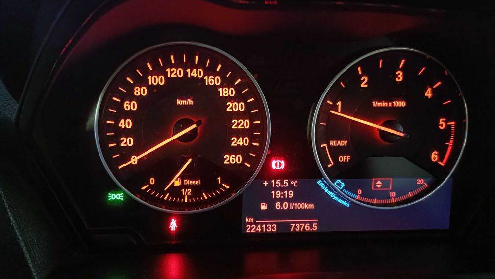 BMW 116 2.0 impecável — photo 5