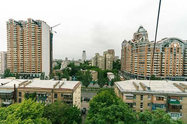 Подобово 2 кімнатна Лесі Українки 16а. Джакузі. Центр