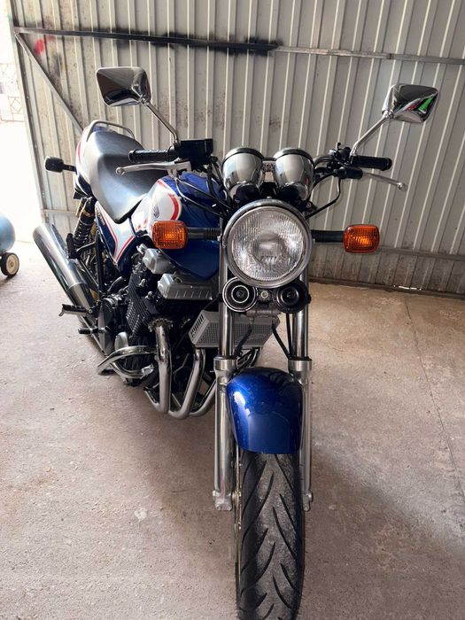 Honda CB750 Restaurada
