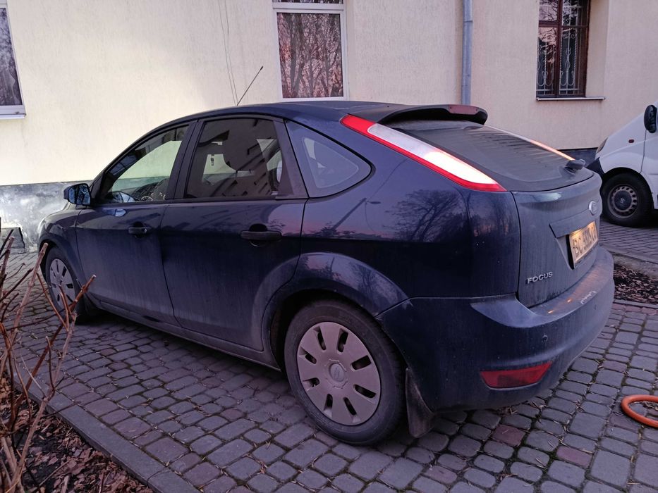 Ford Focus 2011 хатчбек