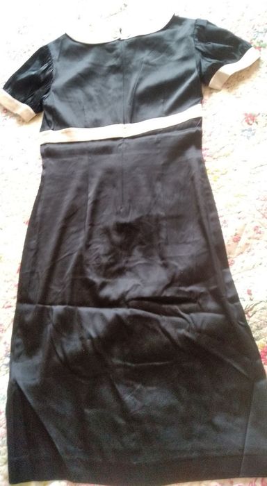 Шёлковое платье.