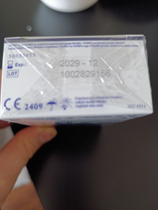 Prezerwatywy Durex Performa 12szt