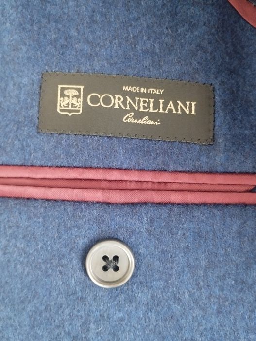 Чоловічій піджак бренду CORNELIANI  синього кольору