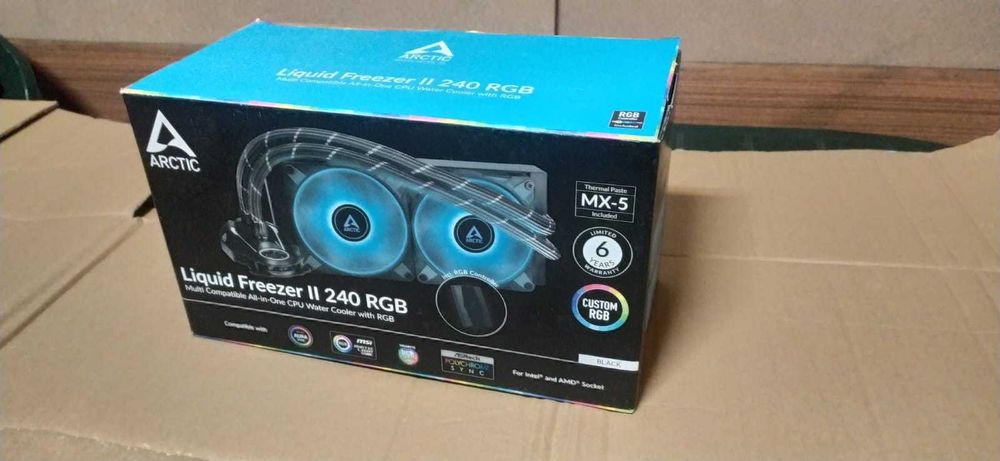 Water Cooler Liquid Freezer II 240mm RGB da ARTIC