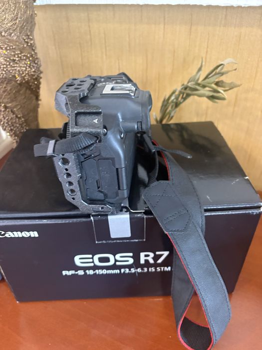 Canon r7 garantia