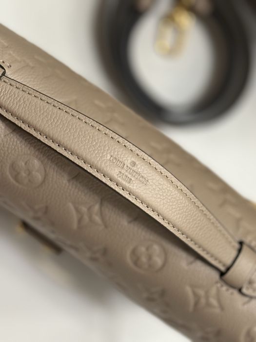 Torebka Louis Vuitton Metis Beige