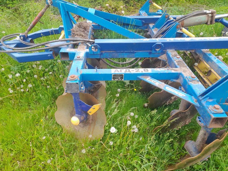 Продаємо  диски