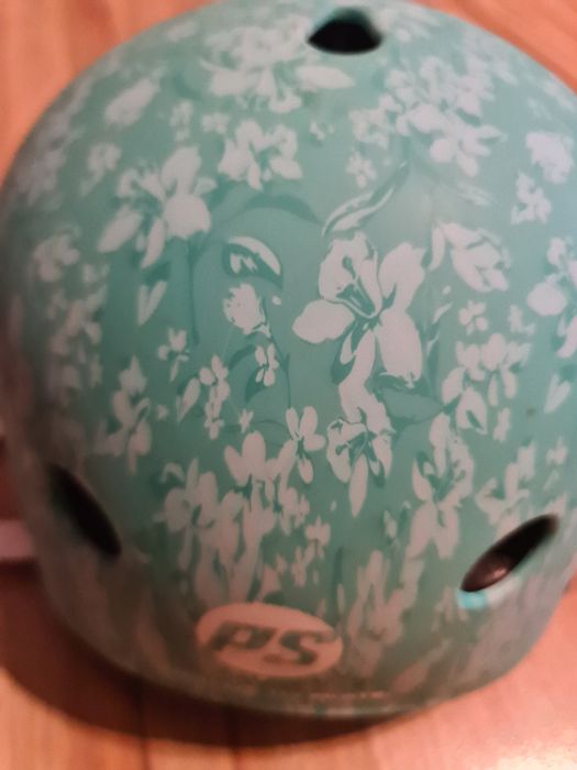 Kask firmy Powerslide