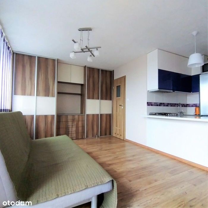 Kawalerka na sprzedaż 26 m2 balkon piwnicaSky Tower