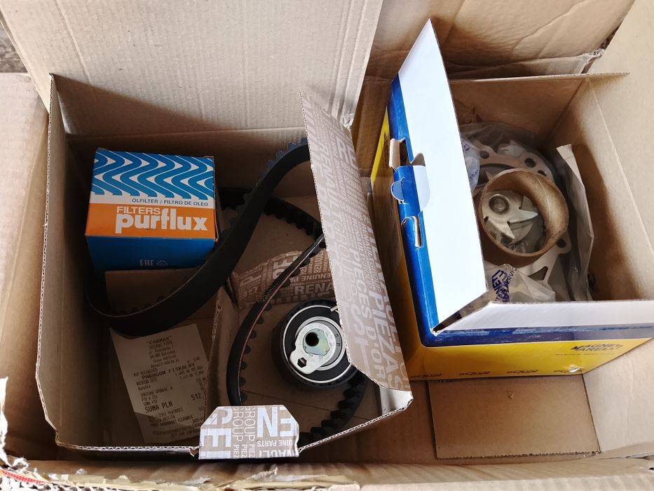 Rozrząd clio 3 1.2 16v 74kw tce + pompa wody + filtry oleju
