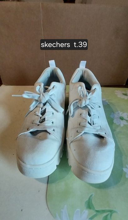 Tenis skechers t.39