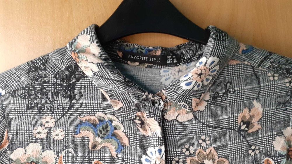 Camisa flores senhora M