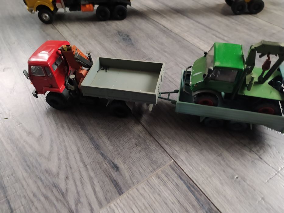 Zabawki siku matchbox ixo