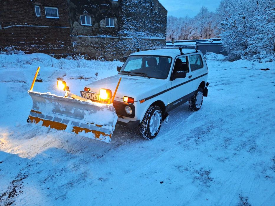 Odśnieżanie dróg, chodników i parkingów