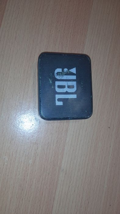 Coluna portátil JBL GO preta