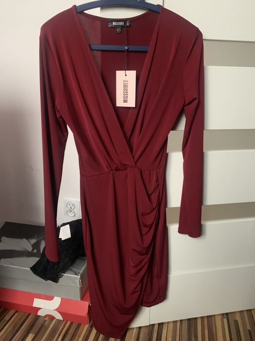 Sukienka missigued nowa