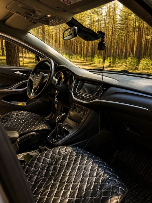 Opel Astra K • 2017 • 1.6 дизель