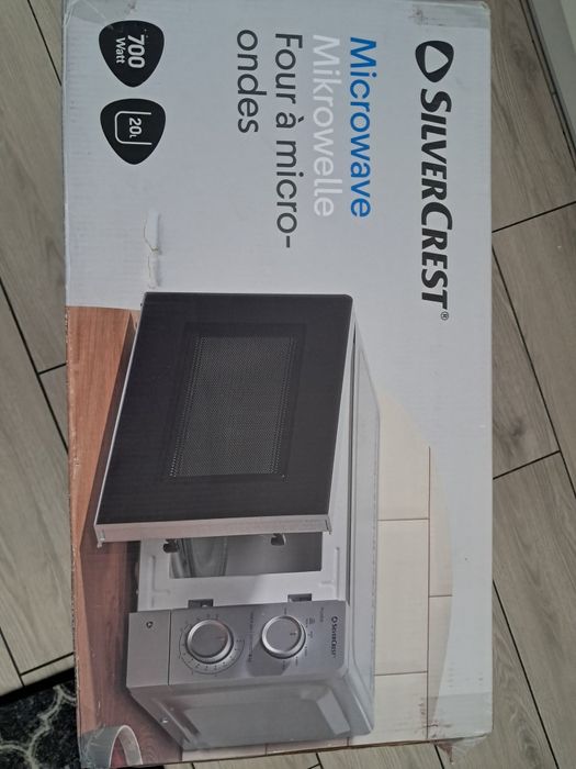 Kuchenka mikrofalowa silvercrest 700w