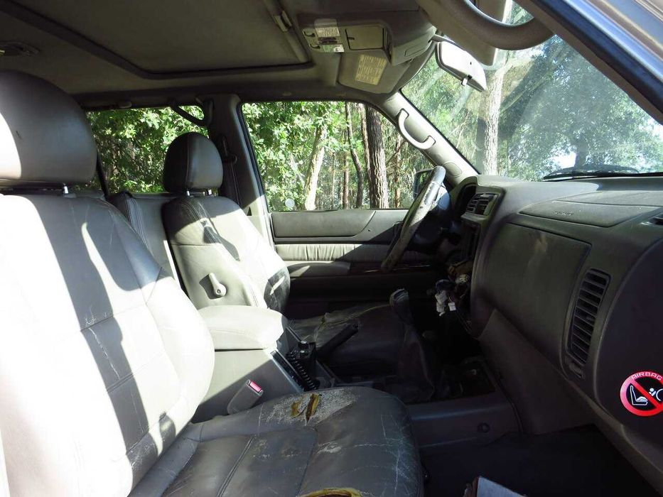 Nissan Patrol 3.0dCi de 2000 - Peças Usadas